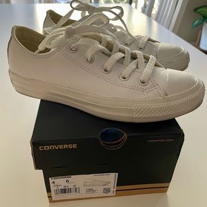 Women’s leather Converse sneakers, white with cushioned sole. Size 6.